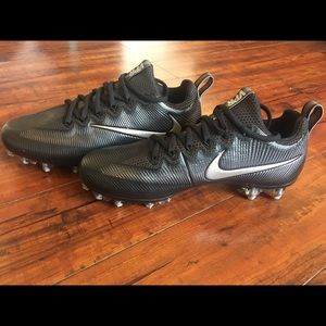 Nike Vapor Untouchable Pro Football Cleats SZ 8.5